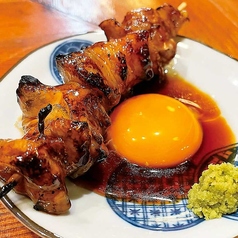 大トロBIGホルモン(豚 / 月見) 1本
