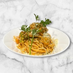 エビとブロッコリーのトマトクリームパスタ ビスク風