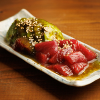 旬な食材を厳選。豊富な創作料理を堪能。