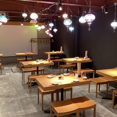 4名まで利用できるテーブル席