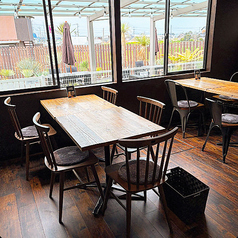 店内5名からもご予約可能です。10名以上のご予約もお気軽にお問い合わせください。