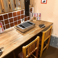 1階カウンターのお席です。１人焼肉にどうぞ♪