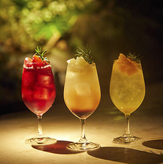 旬のフルーツを使用した期間限定のオリジナルカクテル。後味もすっきり！食事と合わせてもGOOD！