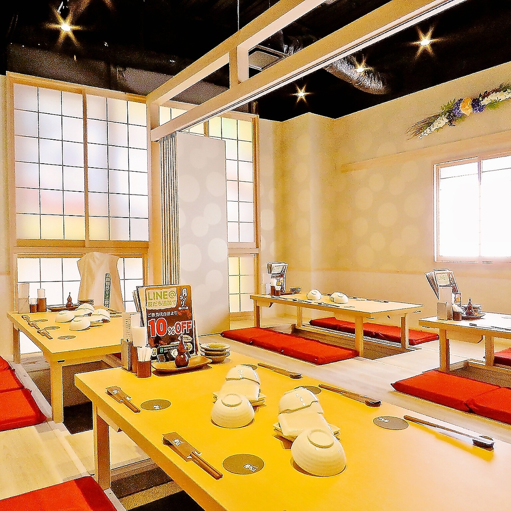 会社宴会・サークル等の各種宴会はこちらの宴会個室で！！最大24名までOKです♪