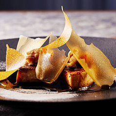 フォアグラのポワレと 季節のフルーツ ソースヴェルジュテ