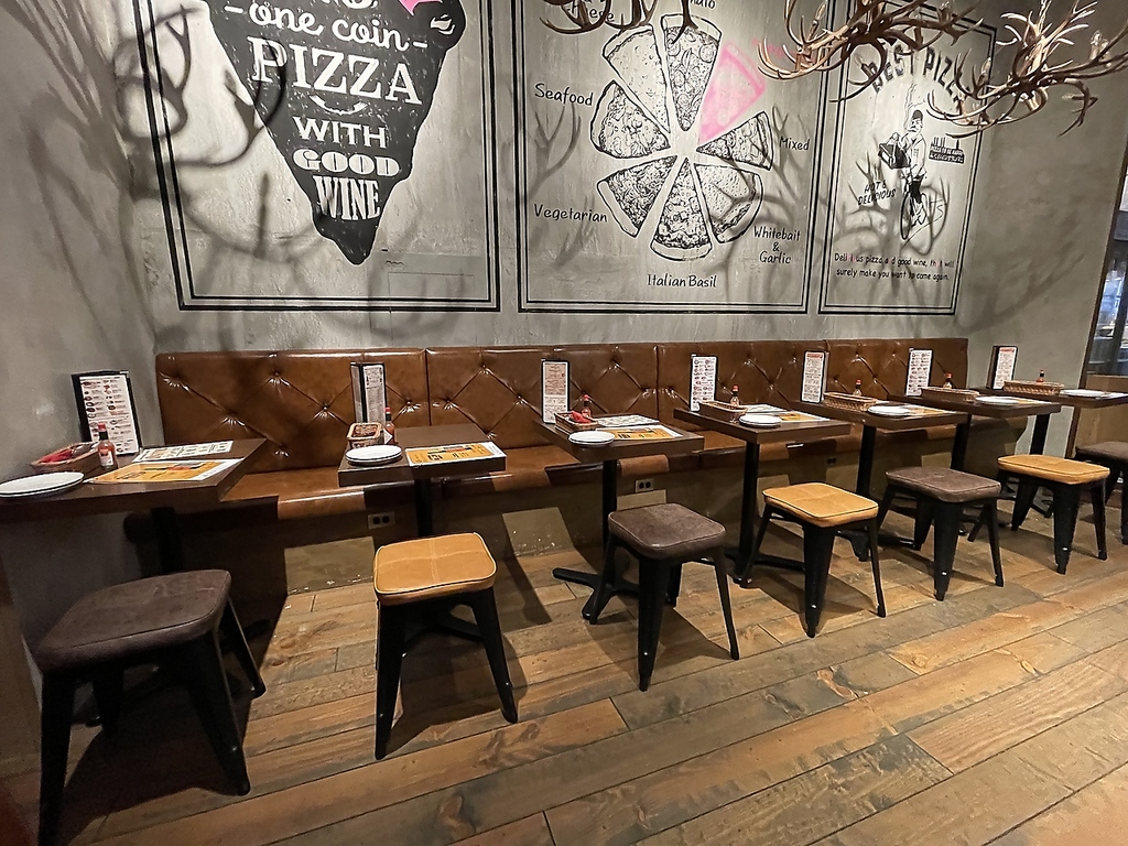 イタリアン&ワインバー CONA 甲府店の写真ギャラリー