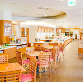 開放感のある店内でゆっくりとお食事をお楽しみいただけます。