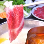 少しと贅沢なすき焼き風の『すきしゃぶ』♪自家製割り下の絶妙な甘さと醤油の香ばしさが楽しめます。