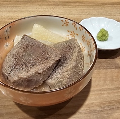 テール出汁の茹でたん大根のおでん　1枚～