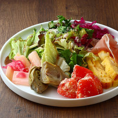 アペロの前菜盛り合わせ