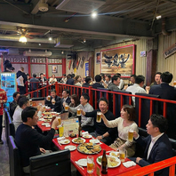 赤と黒を基調としたオシャレな空間☆