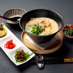 一幸舎監修　博多とんこつラーメン