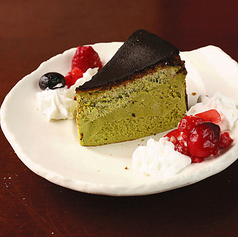 抹茶のバスクチーズケーキ