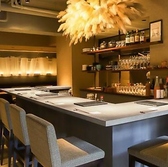 当店では事前のご相談により「バースデープレート」をご準備いたします。大切な方のお祝いを特別な形で演出するため、心を込めたプレートをご用意し、思い出に残るひとときをサポートいたしますので、お気軽にご相談ください。お客様の大切な日を、より一層素敵に彩るように心を込めてご対応させていただきます。