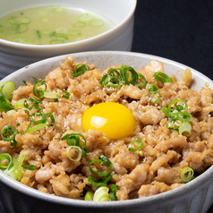 本気の一杯。特製「鶏そぼろ丼」の写真
