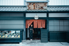 つるとんたん 本町楼の外観1