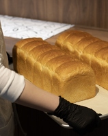 テイクアウトに人気の食パン