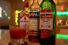 創作カクテルと伝統のカクテル