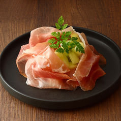 スロベニア産生ハム・揚げパスタ