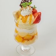 見た目も美しい☆旬を五感で楽しむ季節のフルーツパフェ