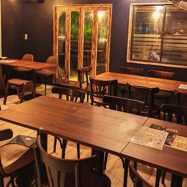 バル酒場　ぶるしっと！の雰囲気1