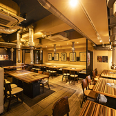 肥後橋駅から徒歩圏内という好立地も当店の自慢の一つです◎待ち合わせに便利なのはもちろん、天候を気にせずスムーズにご来店いただけます。深夜まで営業しているため、お仕事帰りの遅い時間や、2次会でのご利用にもぴったりです。近隣にはオフィスも多く、ビジネスマンの方々の憩いの場としても幅広く活用されています。