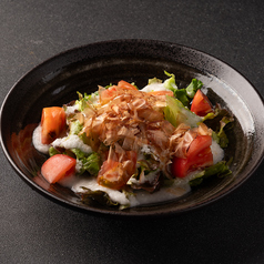 信州山芋とトマトの和風サラダ（胡麻どれ）