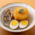 料理メニュー写真&nbsp;とろろ昆布大根と卵のあさり出汁おでん