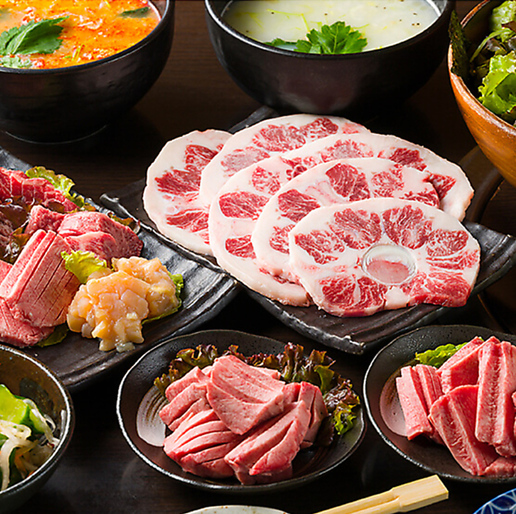 オススメ料理満載！全12品飲み放題コース4000円！