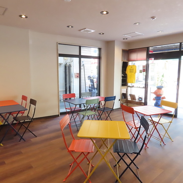 CAFE & DINER WAGER ウェイジャーの雰囲気1