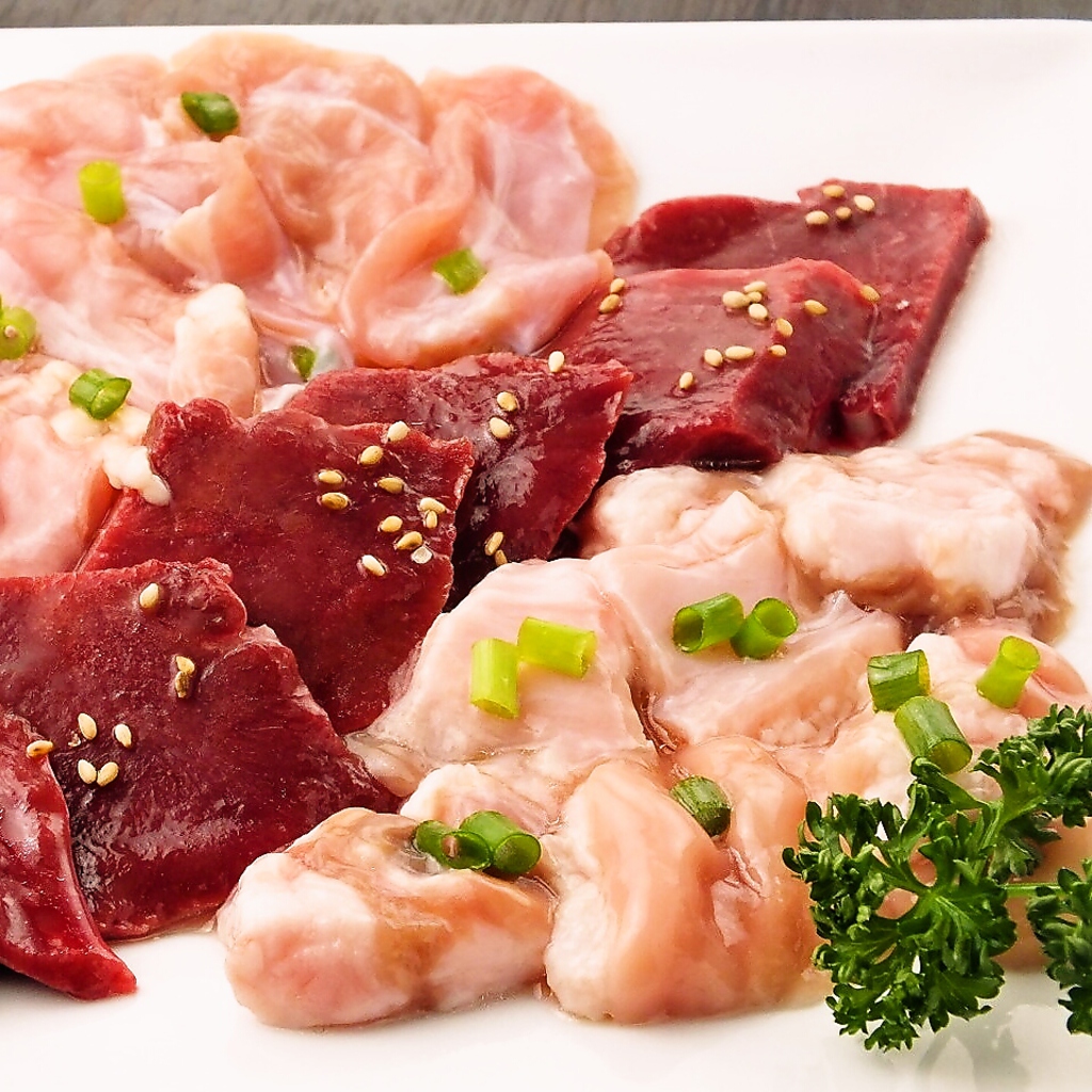 一度食べたらファンになる！しちりん炙ABUの肉は肉厚◎