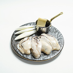 ぷりぷり牡蠣バター（季節限定）