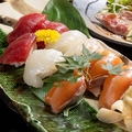 料理メニュー写真&nbsp;【10貫(5種×2貫)】にぎり寿司盛り合せ