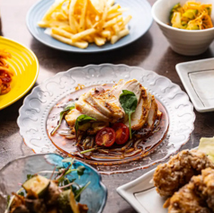 春巻きとよだれ鶏　酔いしば　谷町六丁目の特集写真