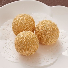 揚げ胡麻団子