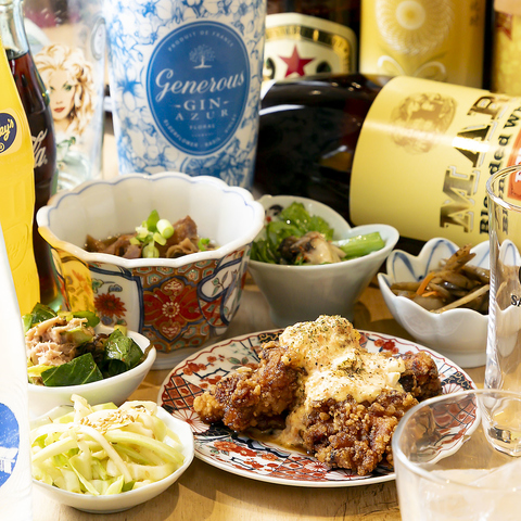 《喫煙OK》厳選スジのどて煮と、プルプル豚足と、お得なランチもしてる居酒屋です♪