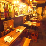 カウンター、テーブル席をご用意！カウンターはしっぽり、テーブルは仲間内での飲み会に最適★