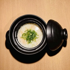 蛤の出汁でいただく　土鍋雑炊