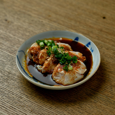 よだれ鶏を和風にアレンジ。老舗惣菜店だからできる味変