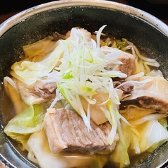 豚モツとキャベツ煮込み
