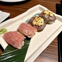 黒毛和牛ステーキと山葵の肉寿司