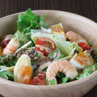 コスパ◎お酒と相性の良いビストロメニューもご用意！