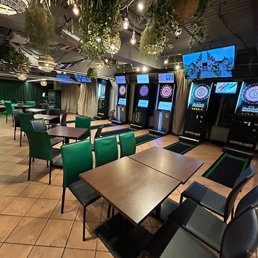 スリーモンキーズカフェ新宿本店の雰囲気1