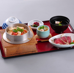 一度は食べて頂きたい自慢の「釜めし」