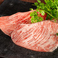 自慢の料理と併せてお楽しみいただけるドリンクも多彩にご用意。お肉料理などにもぴったりの厳選ワインや自家製サングリアをはじめウイスキーやビール、焼酎や梅酒などももございます。充実した料理メニューと共にお好みのドリンクで至福のひとときをお過ごしください。
