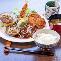 喫茶去おまかせ洋食ランチ~亀岡牛100%海老芋コロッケ付き~