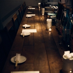 おひとり様でも気兼ねなくご利用いただけるカウンター席。