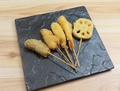 料理メニュー写真&nbsp;串カツ盛り合わせ（五本）
