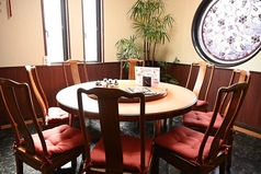 座敷、円卓、テーブル席など、お子様連れも安心、大歓迎♪大人数のご宴会も可能です♪