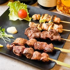 【丁寧に串入れした本格串焼き】